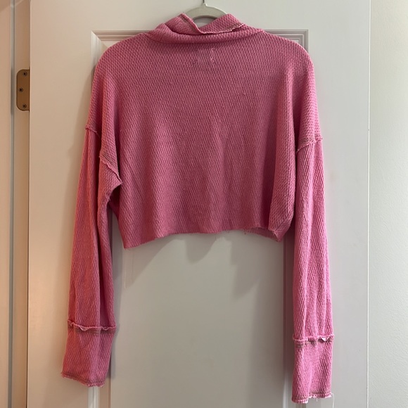 Urban Outfitters top/sweater - Picture 4 of 6